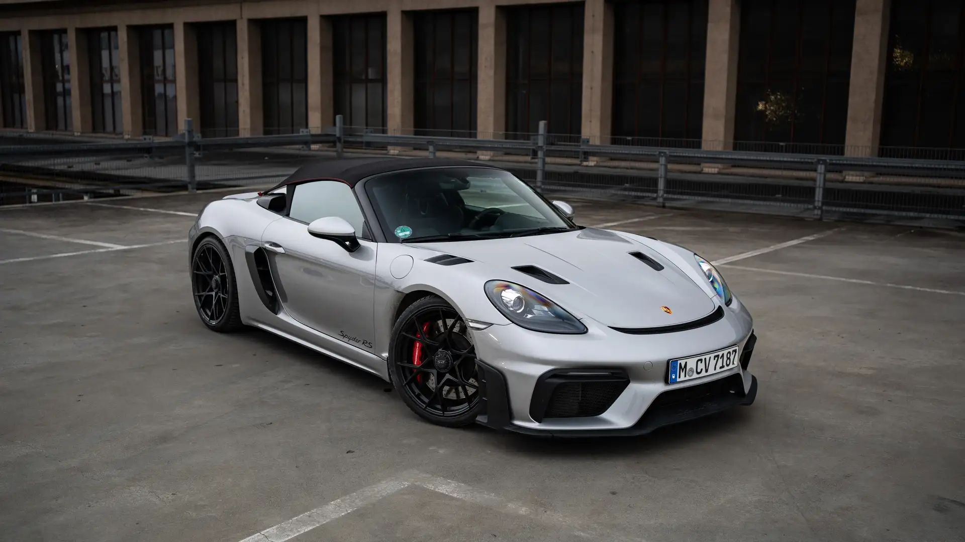 Front view of our Porsche Spyder RS